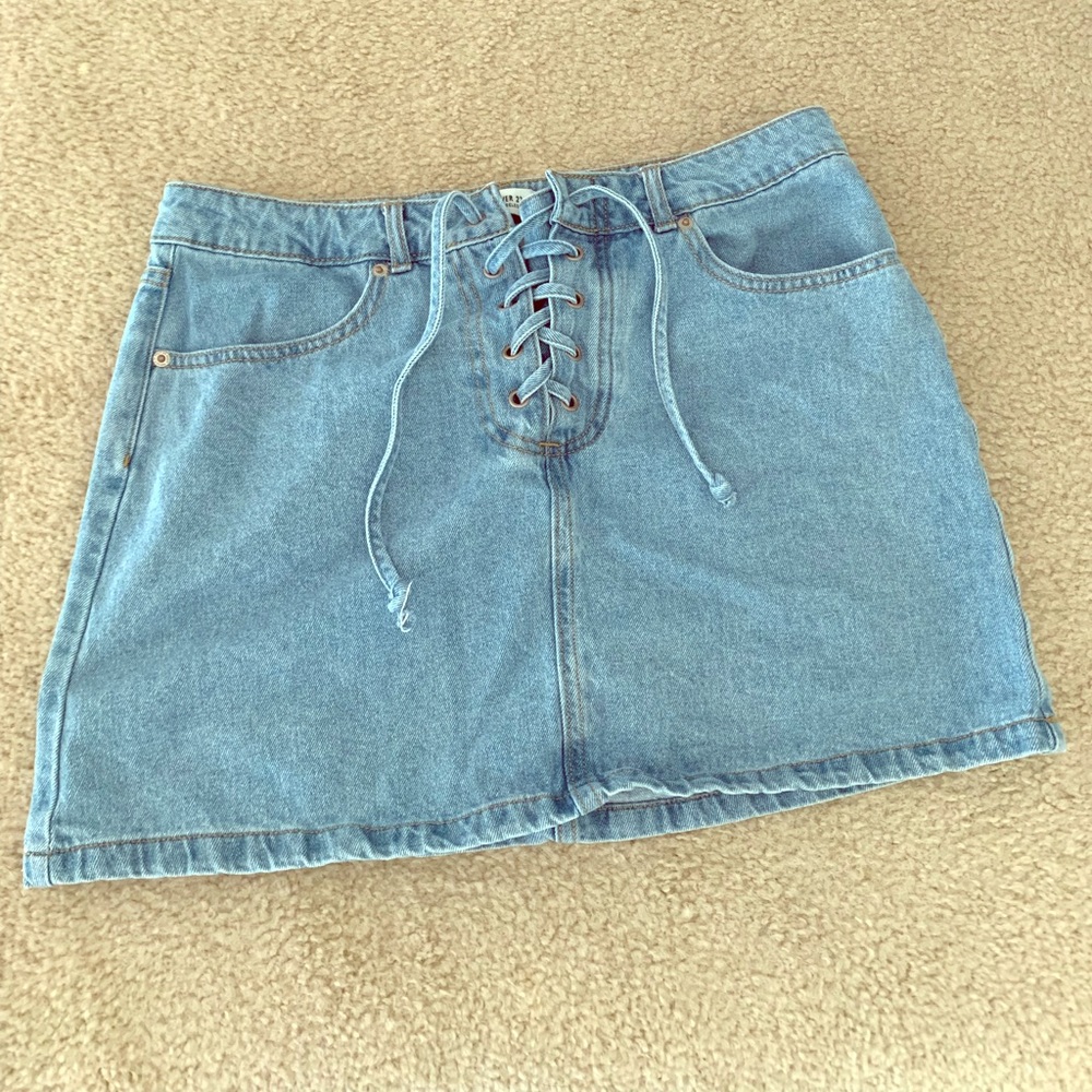 Tie up denim mini skirt
